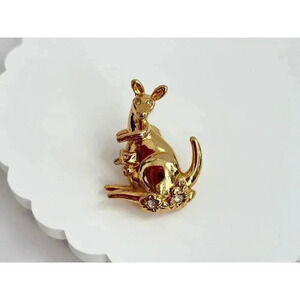 Vintage Gold Tone Rhinestone Kangaroo + Joey Retro Brooch Pin